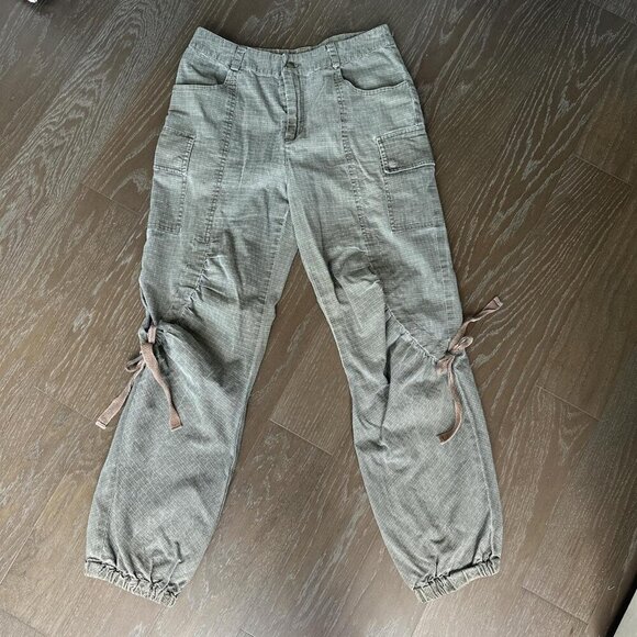 Y2K Cargo Pants - Picture 2 of 6